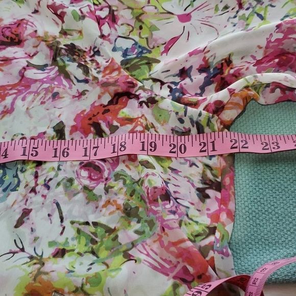 LIZ CLAIBORNE PETITES Women's Floral Blouse, Size Petite Large PL - Picture 11 of 12